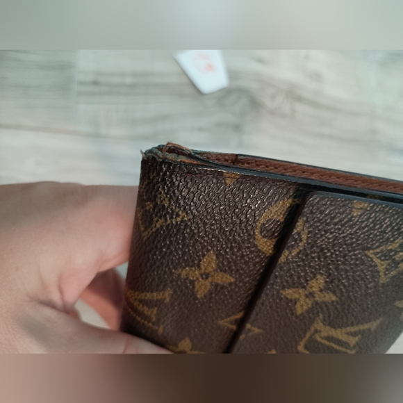 Louis Vuitton Monogram Tri Fold Wallet - Picture 8 of 16